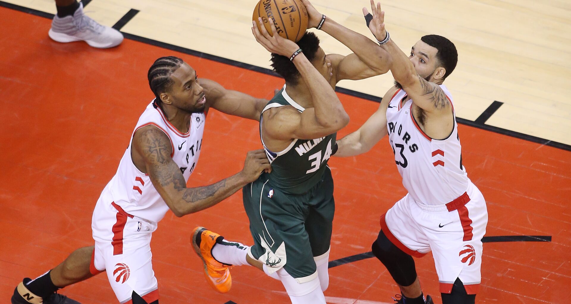 Kawhi Leonard Made Shocking Comment First Day With Raptors