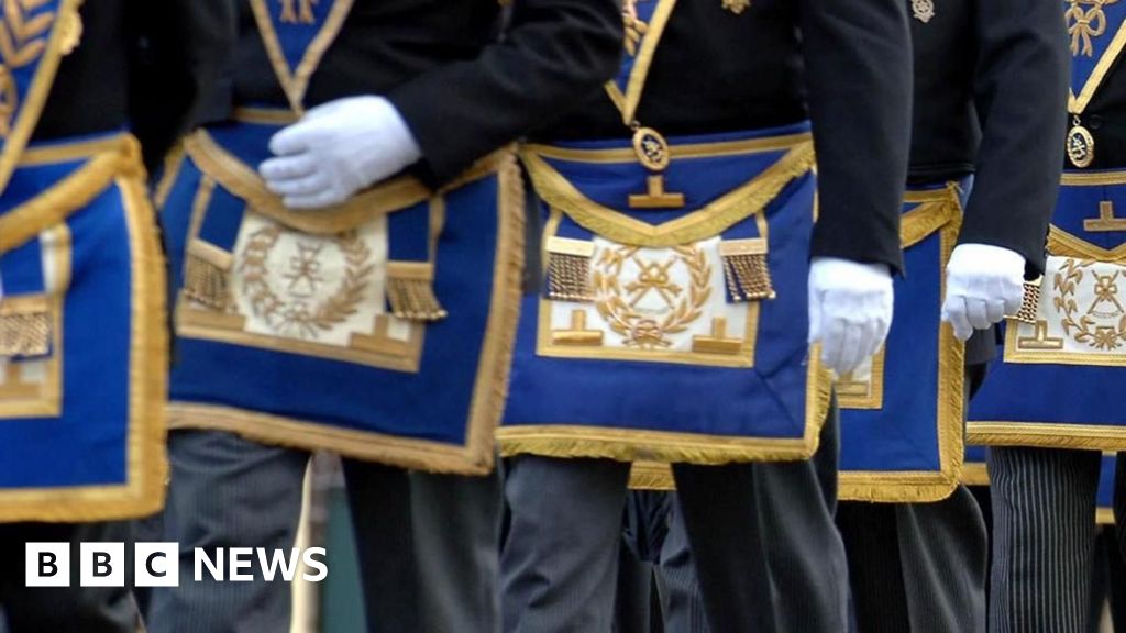 Freemasons to sue Met Police over membership declaration