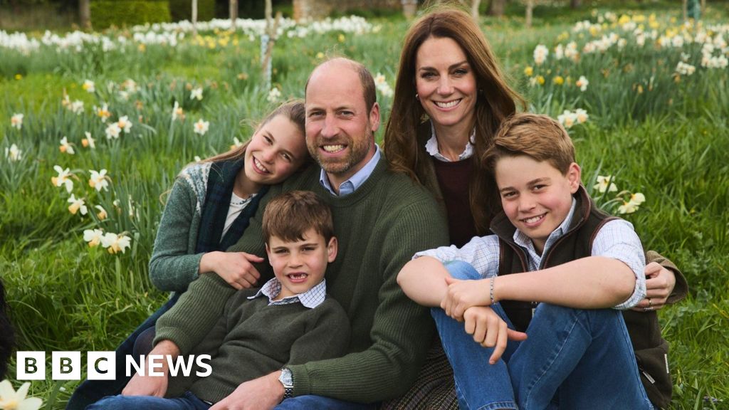 William and Catherine release annual Christmas card portrait