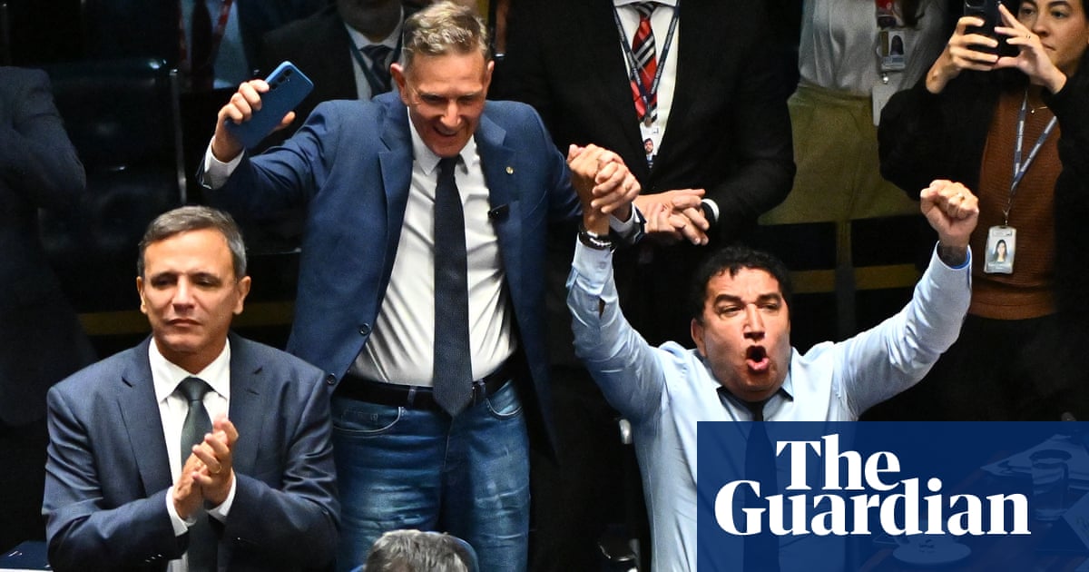Brazilian congress passes bill to cut Jair Bolsonaro’s 27-year prison term | Jair Bolsonaro