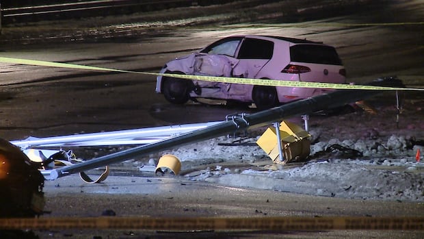 Pedestrian dead, another suffers life-threatening injuries after 2 vehicles collide in Richmond Hill: police