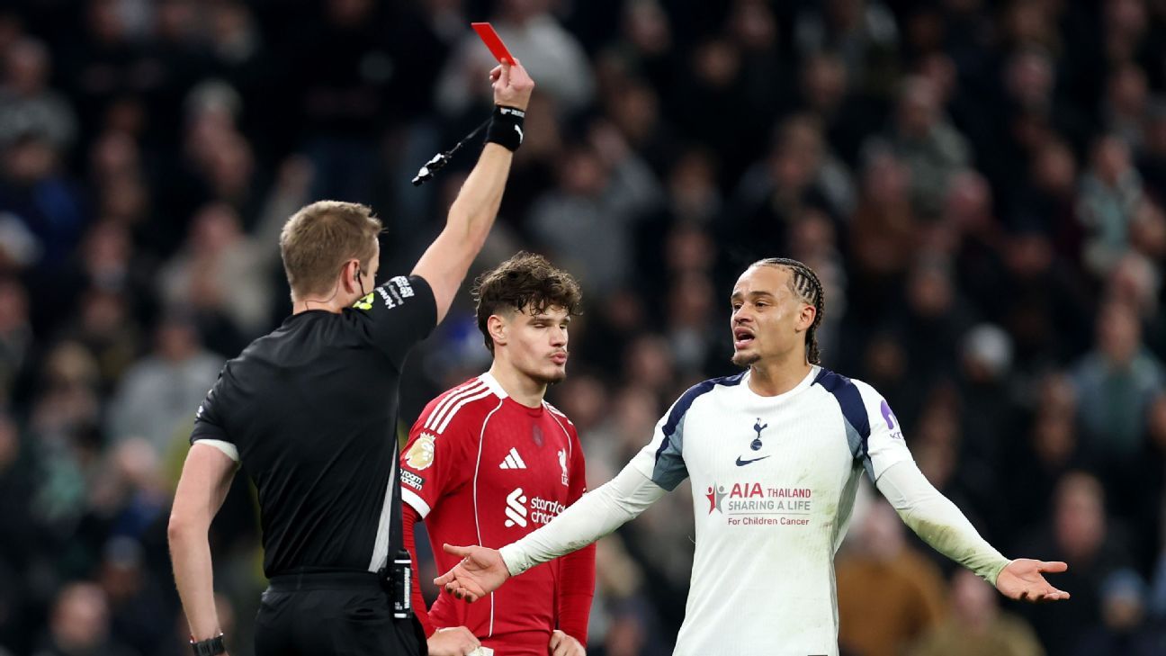 VAR review: Was Simons' red vs. Liverpool deserved?