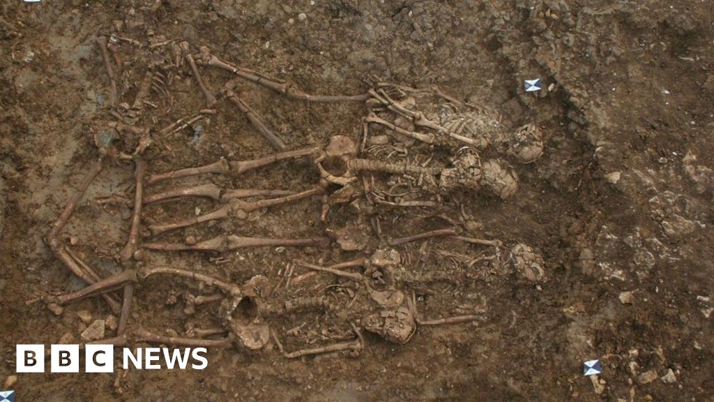 More remains uncovered at Buckingham 'execution' cemetery