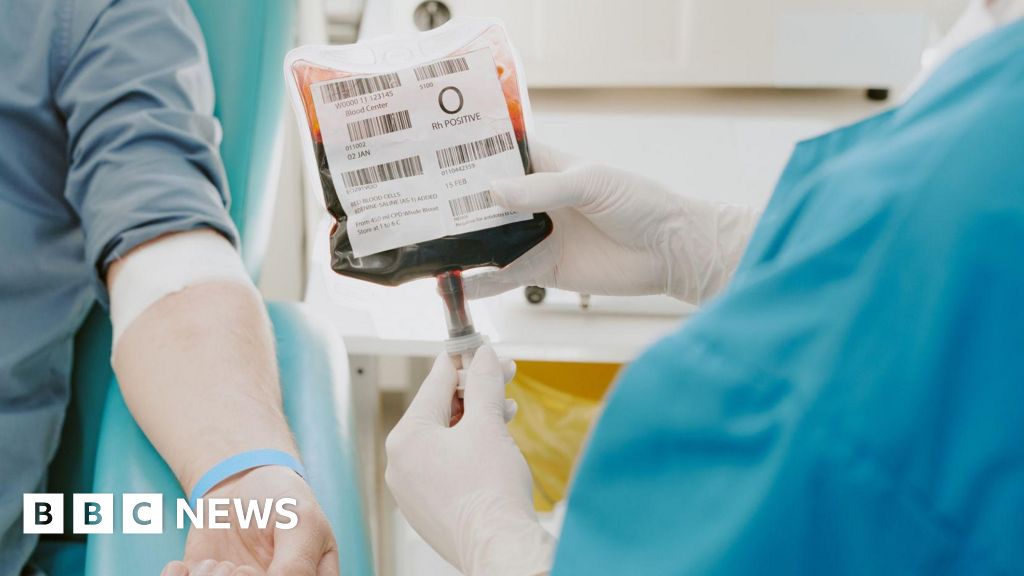 Teenage Jehovah's Witness can receive blood transfusion, judge rules