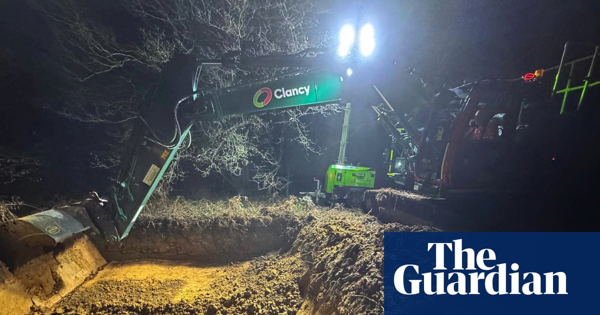 Thousands in Hastings could face Christmas with no water after mains pipe bursts | East Sussex
