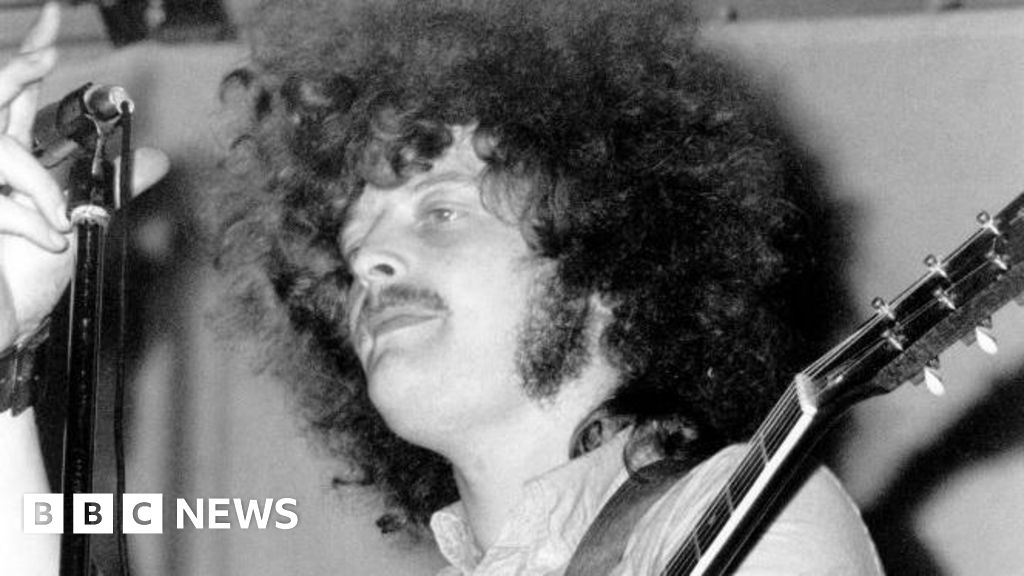 Jethro Tull founding member Mick Abrahams dies aged 82