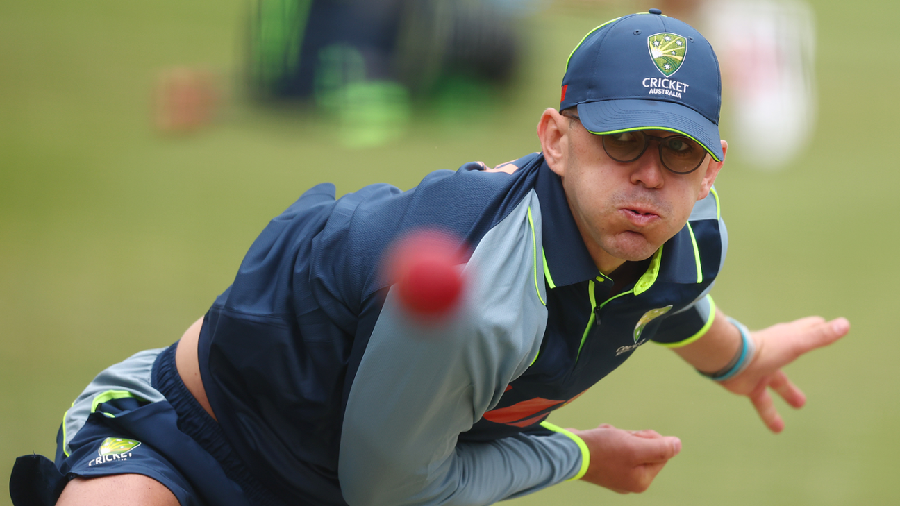 Australia lock in all-pace attack for 'quite green' MCG pitch