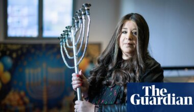 ‘We refuse to be afraid’: solidarity and vigilance in British Jewish community targeted by IS plot | Antisemitism
