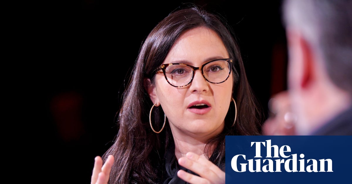 Bari Weiss defends decision to pull 60 Minutes episode on El Salvador prison | CBS
