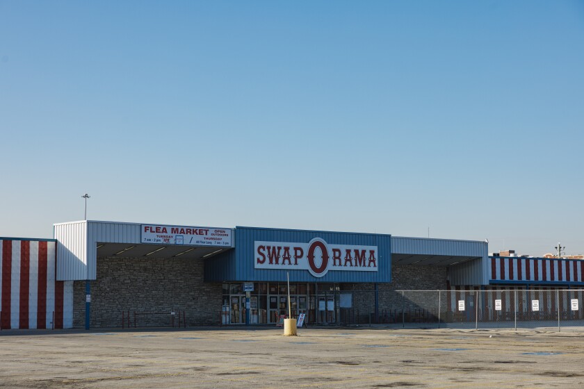 Swap-O-Rama Flea Market at 4100 S Ashland Ave in New City, Wednesday, Dec. 17, 2025.