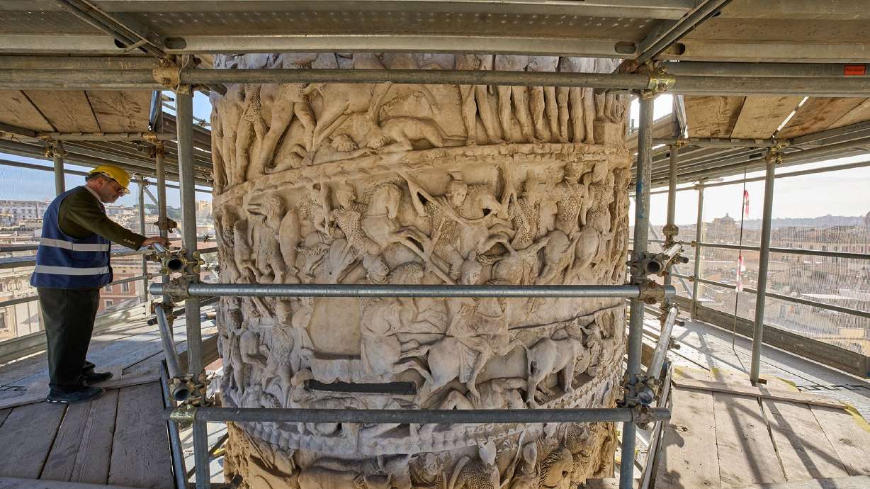 Ancient Roman column gets high-tech laser facelift