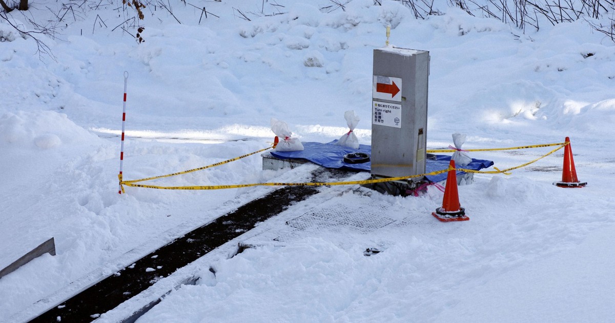 5-year-old boy dies after being trapped in ski lift at resort in Hokkaido