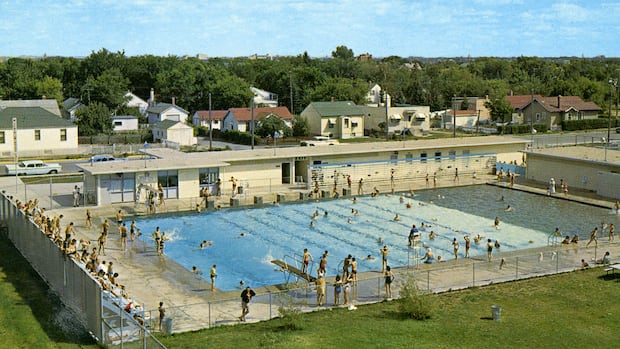 Circling the drain: Sask. cities face the problem of aging outdoor pools