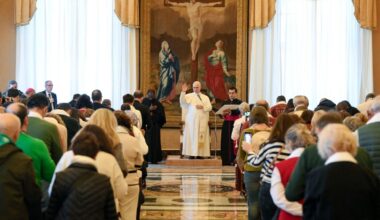 Pope to Spanish pilgrims: Follow Jesus with the saints' examples
