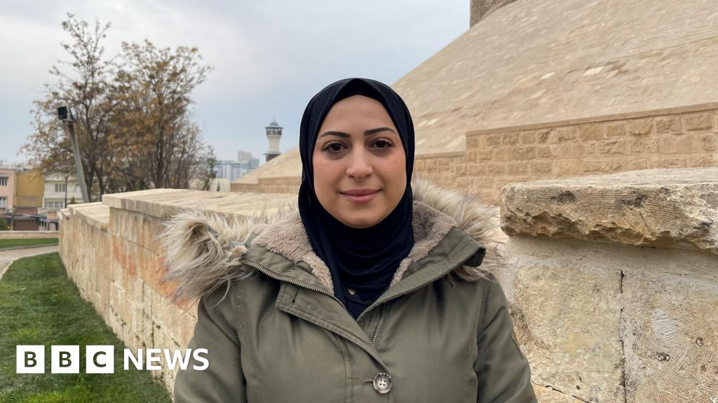 Syrians in Turkey consider return after fall of Assad