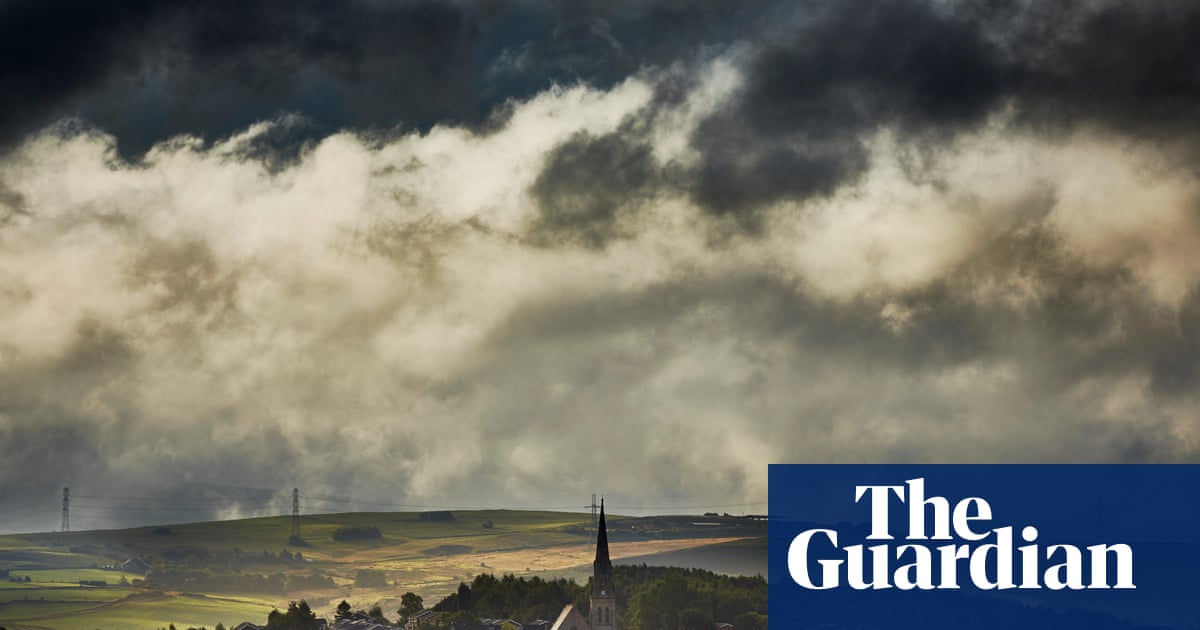 ‘They thought we were problem children’: how grooming victims were failed in Oldham | Grooming gangs inquiry