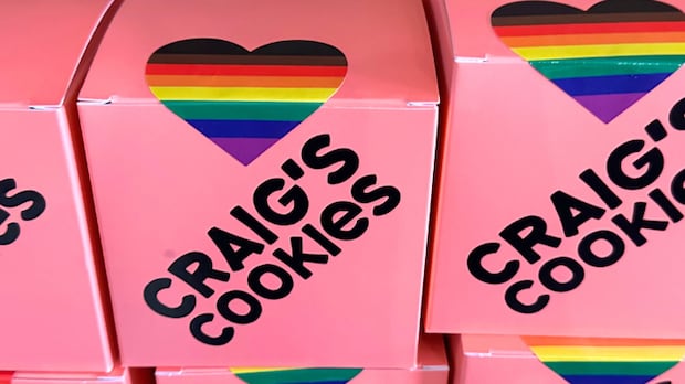 Craig's Cookies workers vote to unionize at 5 Toronto stores as franchise expands nationally