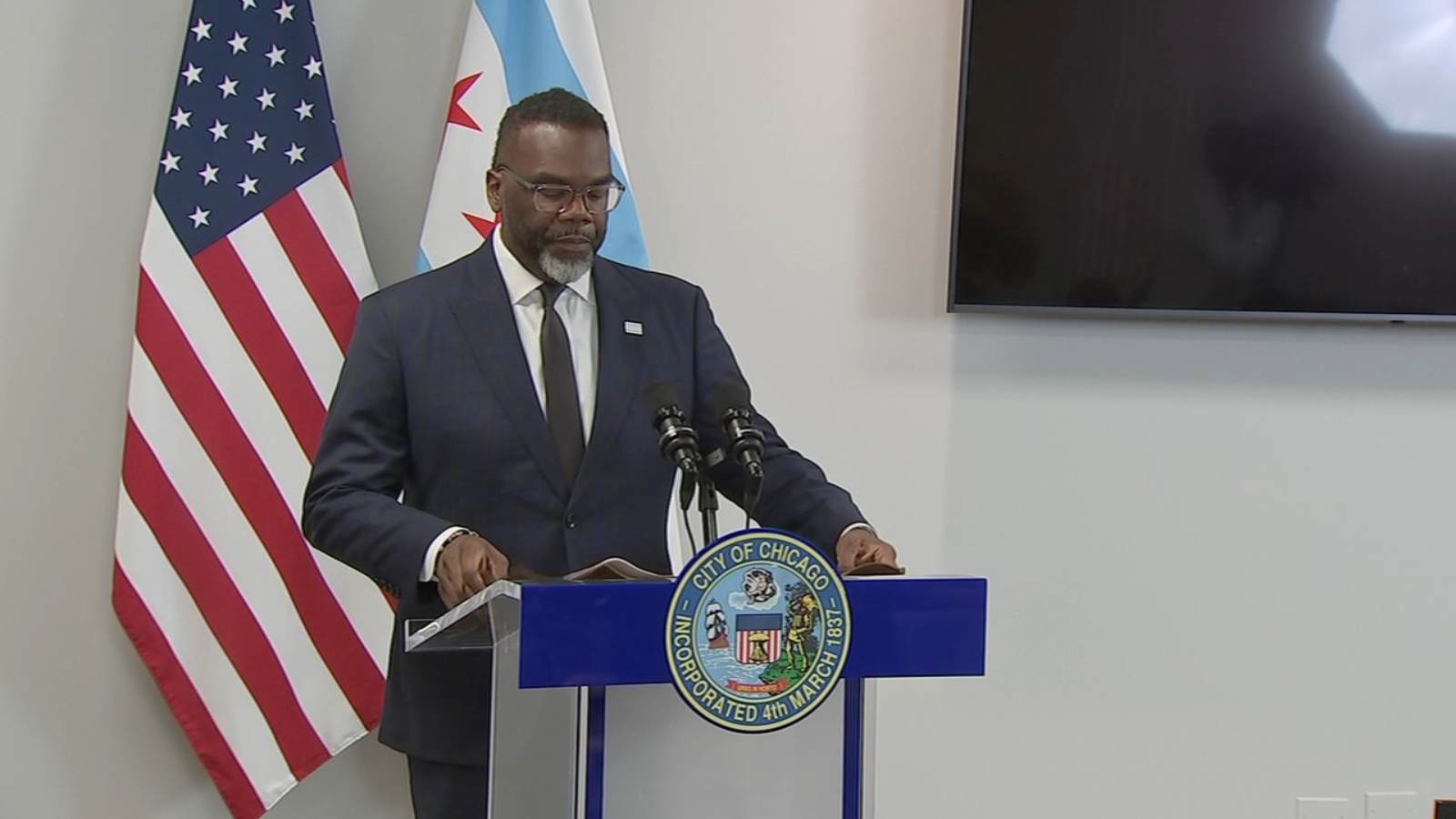 Chicago city budget discussions reach stalemate, raising possibility of first-ever local government shutdown