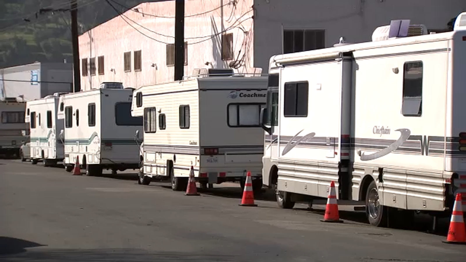 After RVs take over Humboldt Street in Lincoln Heights, concerned residents turn to 7 On Your Side Investigates
