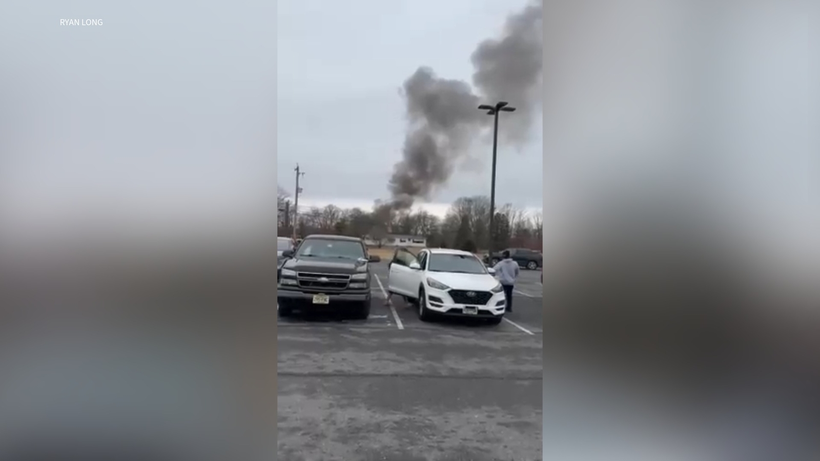 One dead after 2 helicopters crash mid-air in, New Jersey, Hammonton police say near Basin Road