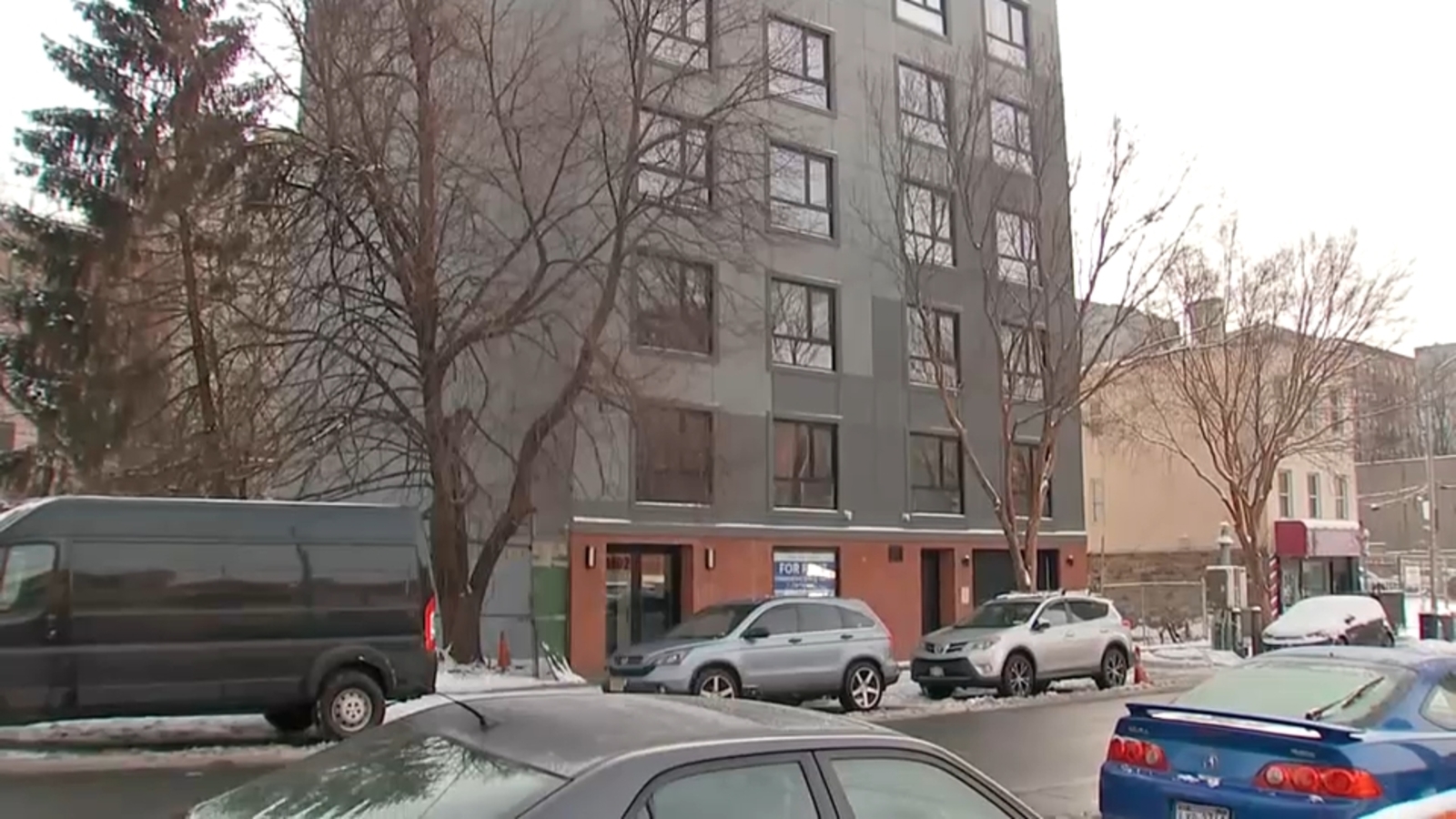 Bronx stabbing: 2 facing murder charges after deadly neighbor dispute in Highbridge, NYPD says