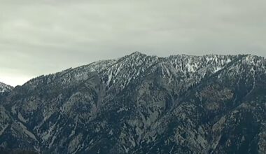 3 hikers, including 19-year-old, found dead on Mount Baldy, sheriff's department says