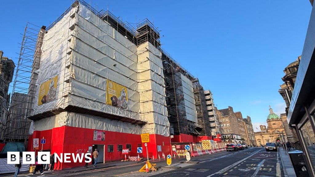 What's going on with Edinburgh's scaffolding hotel?