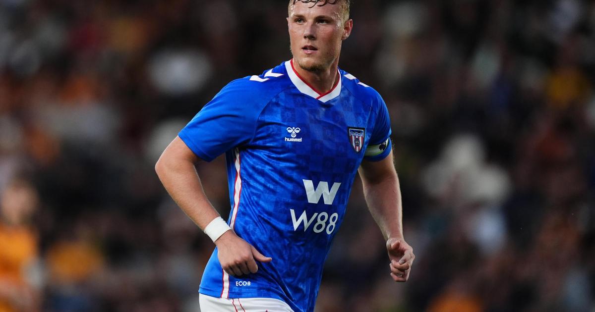 Sunderland v Leeds United Team News: No Dan Ballard for Black Cats