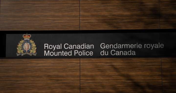 Shooter at large after 1 killed, 3 injured in remote Sask. community: police