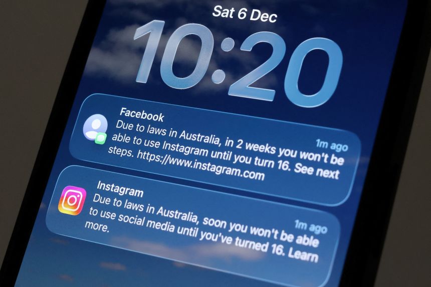 Facebook and Instagram alerts are displayed on a mobile phone as Meta prepares for a new law banning social media for users under 16 in Australia, on December 6, 2025.