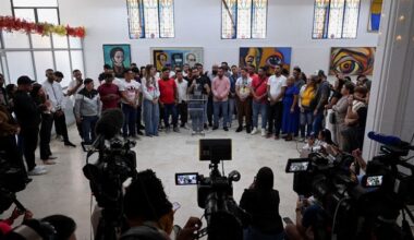 Venezuelans held in Salvadoran prison look to challenge deportation in US court