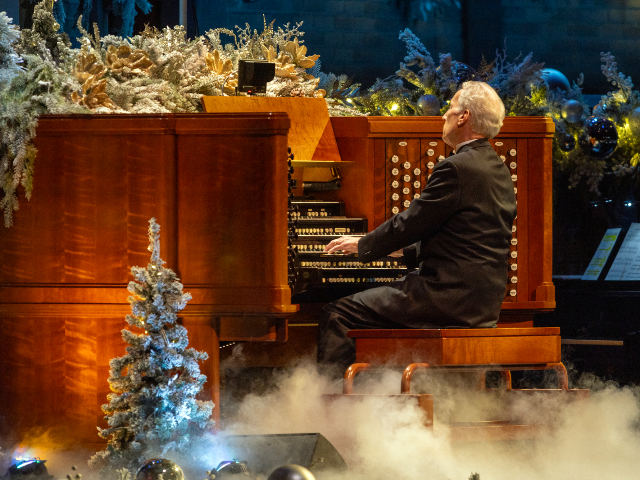 Tabernacle Choir Draws Thousands to Celebrate the 2025 Christmas Season