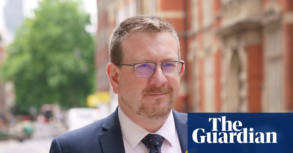 Labour’s Andrew Gwynne says he has no plans to give up seat for Andy Burnham | Andy Burnham