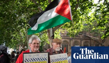 Hundreds rally in Sydney against proposed changes to protest laws | Bondi beach terror attack