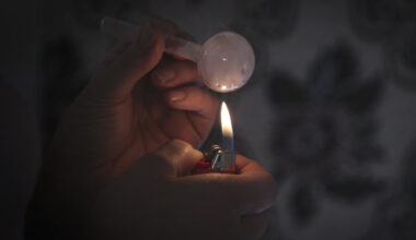 SunLive - Public tip-off leads to Whangamatā meth bust