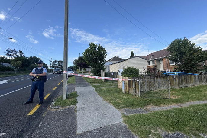 SunLive - Tauranga homicide: Scene guard remains in place