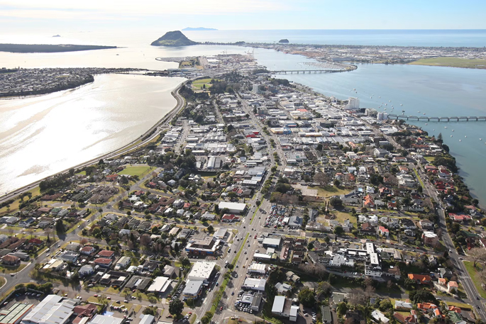SunLive - Tauranga seeks sacrifices to meet rates cap