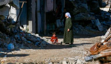 Blast in Gaza wounds a soldier and Israel accuses Hamas of ceasefire violation