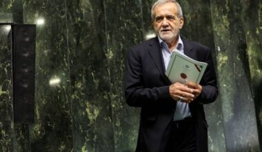 Iran government moves to revise budget after parliamentary rejection