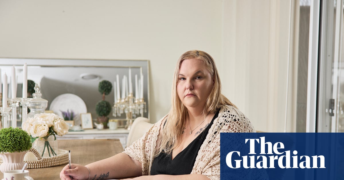 In Australia’s cost-of-living-crisis, even lawyers are forced to rely on food banks | Inequality