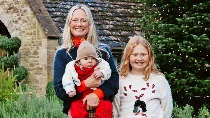 What it’s really like to be a solo mum at Christmas