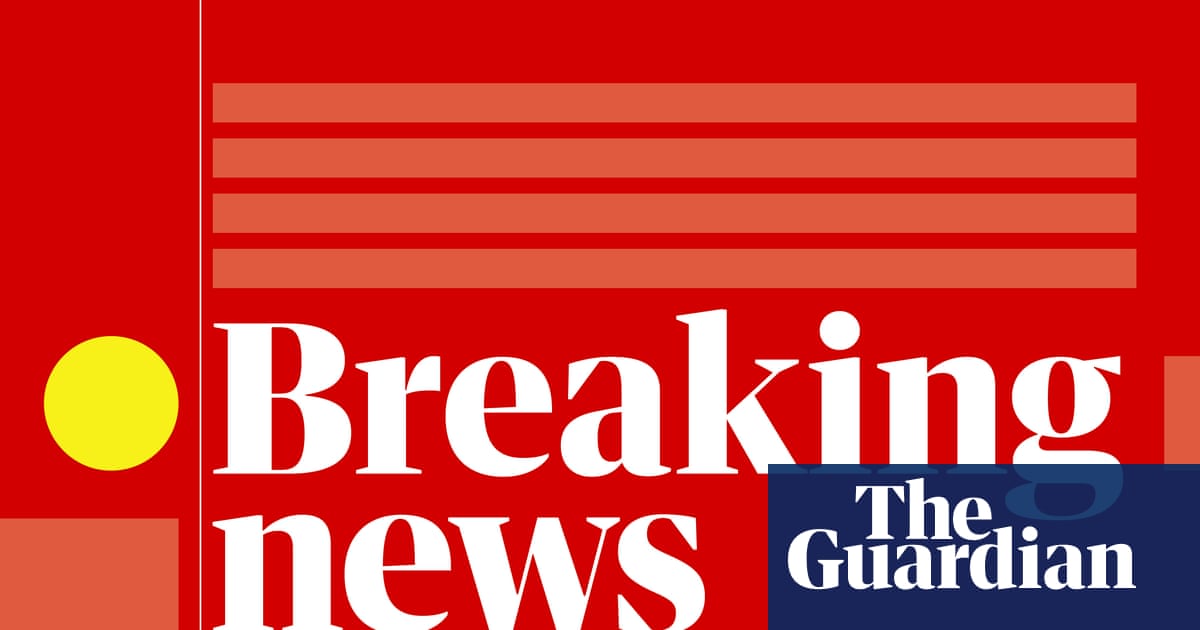 Police advise people to ‘take shelter’ following reports of active shooter at Bondi beach | Bondi