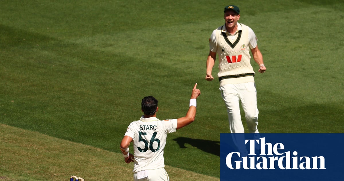 ‘That wicket is a shocker’: former Ashes players question state of MCG pitch | Ashes 2025-26