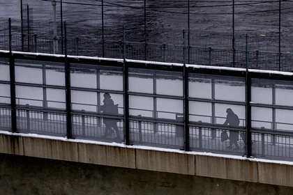 Russian Guards Cross Estonian Border as Tensions Simmer