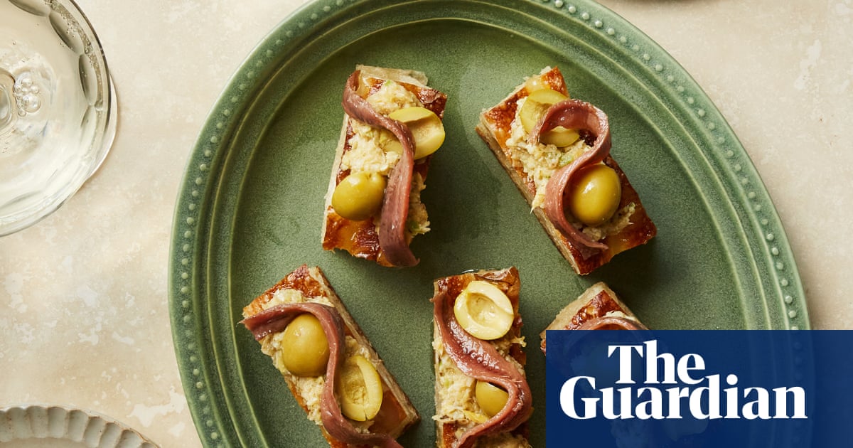 Nine bring-a-plate ideas for Christmas drinks, barbecues and dinner parties this summer – recipes | Australian food and drink