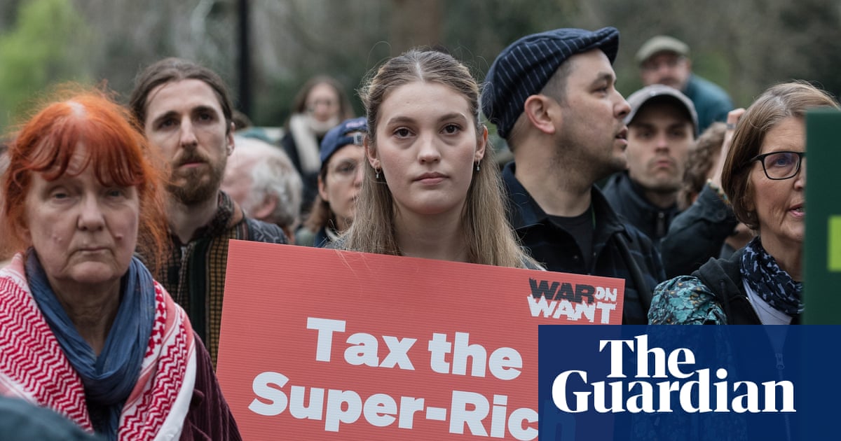 Just 0.001% hold three times the wealth of poorest half of humanity, report finds | Inequality