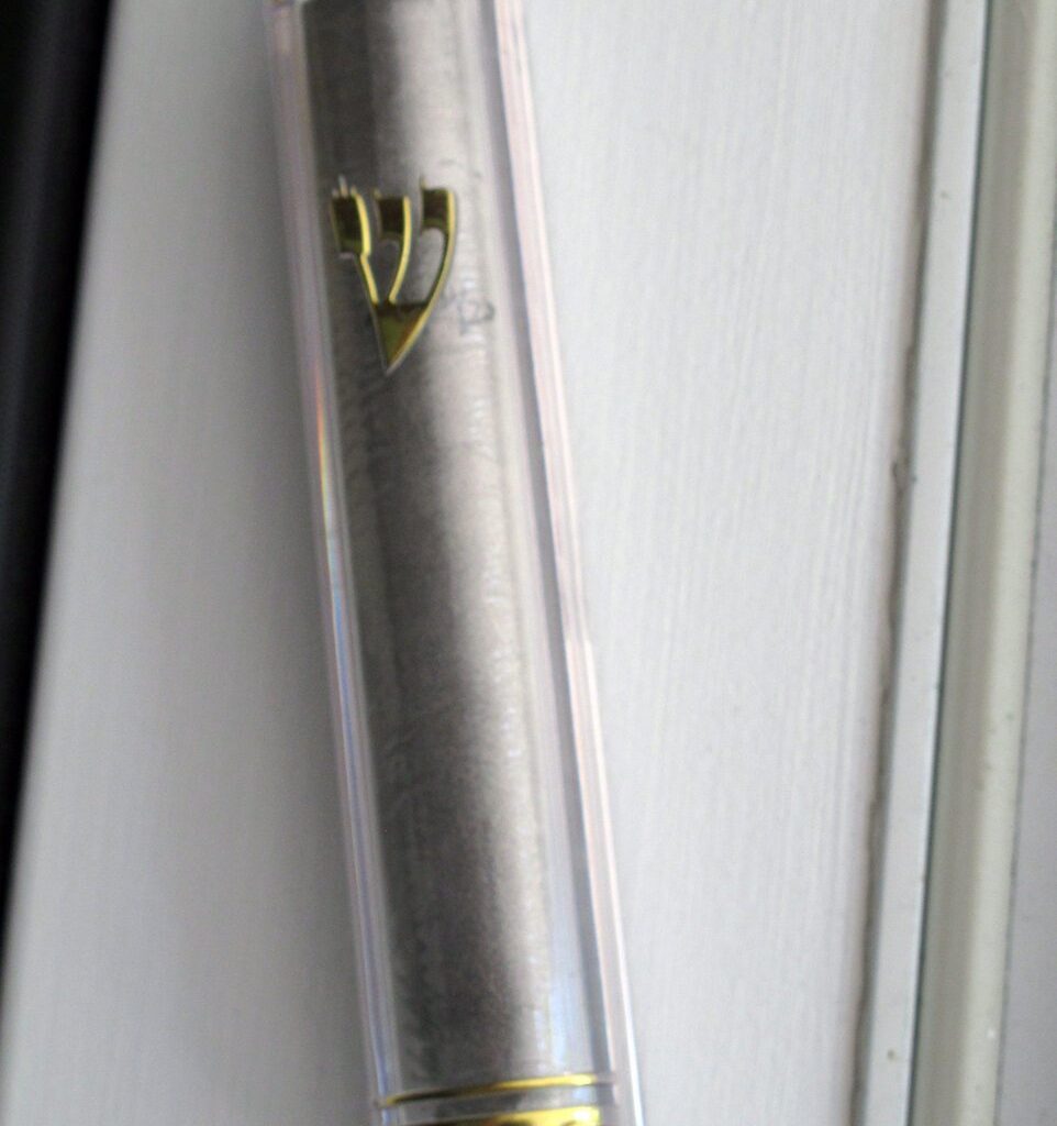 Toronto police investigating after second incident of mezuzahs stolen