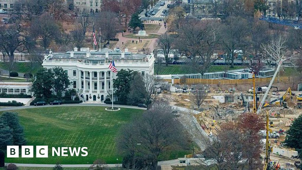 White House sued by historic preservation group over ballroom plans