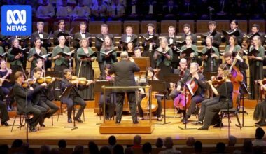 The making of Handel's Messiah into a centuries-old Christmas classic