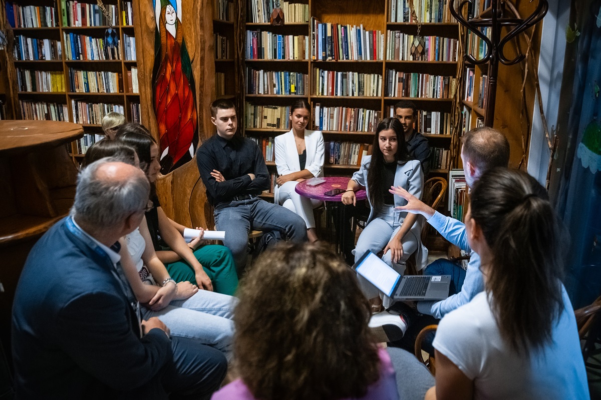 New resource on setting up a suicide bereavement support group